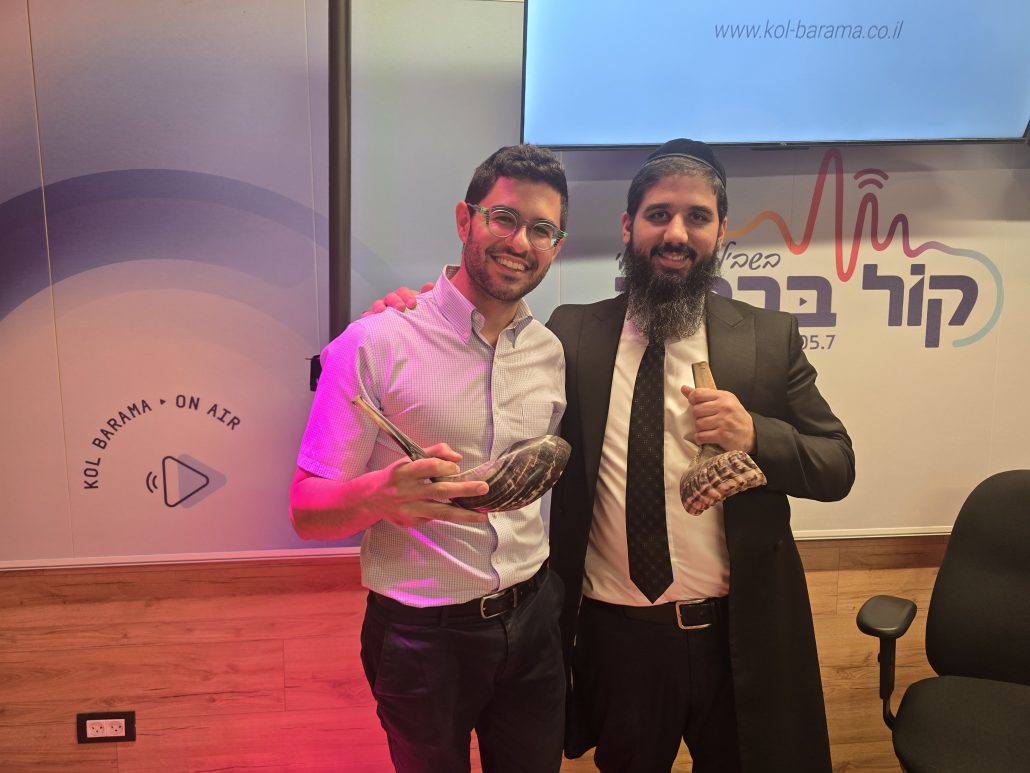 הרב דוד אטדגי עם ישראל כהן | באדיבות המצלם