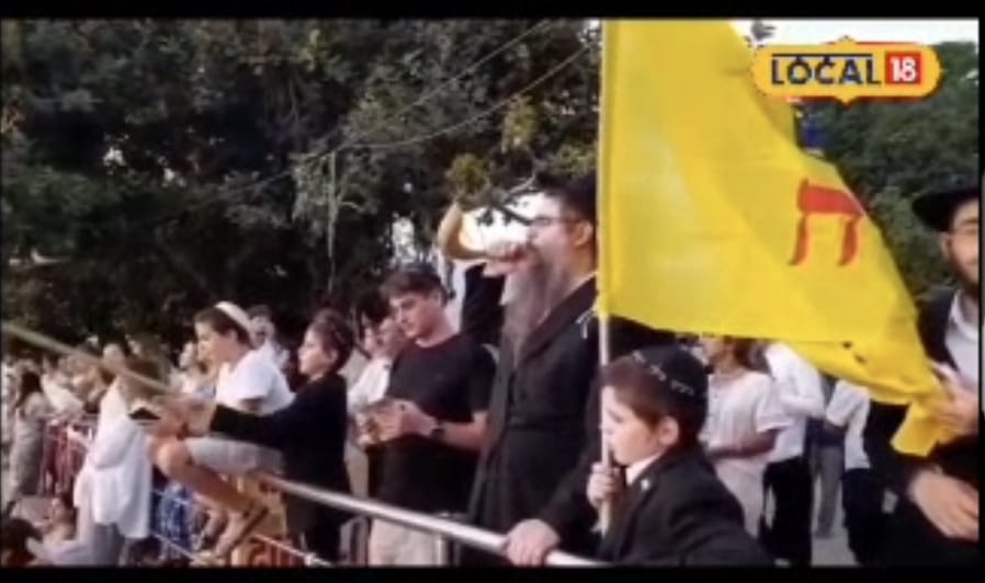 הרב גולדשטיין בתשליך על הנהר צילום: הטלוויזיה המקומית